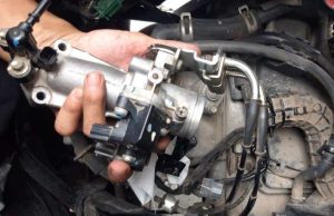 Dampak Motor Injeksi Sering Kehabisan Bensin: Penyebab, Risiko, dan Solusi dari Mekanik