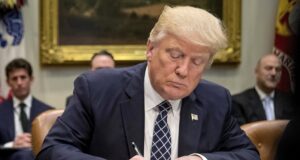 Analisa lebih dalam kebijakan Tariff trump ke indonesia trump executive order