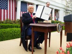 Biaya Tersembunyi Tarif Trump: Industri Indonesia Mana yang Akan Merugi? trump executive order