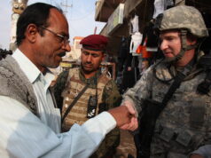 ‘Psyop’: Bagaimana Teori Konspirasi Sayap Kanan soal Penembakan Minnesota Melindungi MAGA