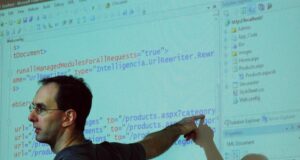 Emergence: Dari Fisika hingga Ilmu Sosial – Bagaimana Sifat Baru Muncul dalam Sistem Kompleks