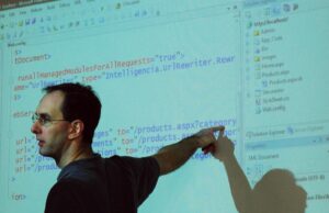 Model AI Baru dari arXiv: Terobosan dalam Pembelajaran Mesin Tanpa Pengawasan